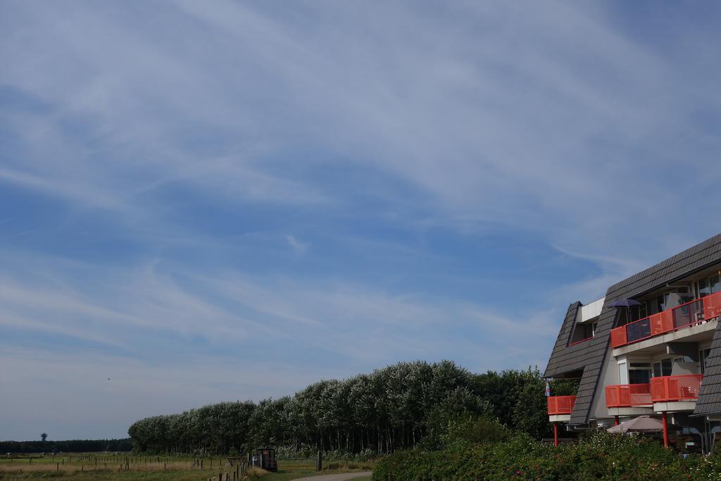 Duinzicht, Amelander Paradijs, Zonnig 6 Persoons Appartement Met Groot Terras Op De Begane Grond, Vrij Uitzicht, Upgrade 2024 Buren  Exterior photo